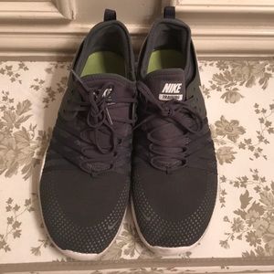 Nike Free sneakers in dark gray